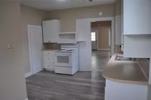 701 Clinton St, Brenham, TX 77833 - Photo 16