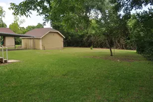 701 Clinton St, Brenham, TX 77833 - Photo 8