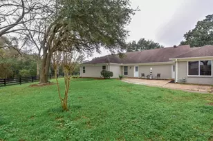 1506 10th St, Hempstead, TX 77445 - Photo 28