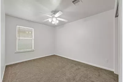 1107 Hampton Villa Lane, Houston, TX 77047 - Photo 18