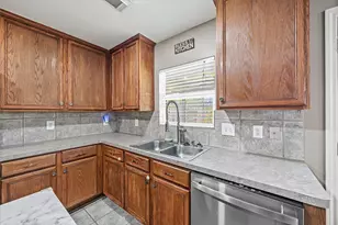 19542 Tahoka Springs Dr, Katy, TX 77449 - Photo 12