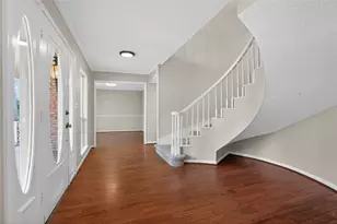 112 Kirkwood Ln, Conroe, TX 77304 - Photo 2