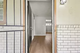 7306 Parker Rd, Houston, TX 77016 - Photo 2