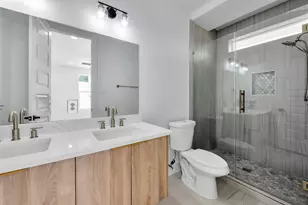 1805 Emir St, Houston, TX 77009 - Photo 12