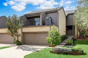 18032 Bal Harbour Dr, Nassau Bay, TX 77058 - Photo 2
