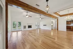 1601 E Gibson St, Jasper, TX 75951 - Photo 10