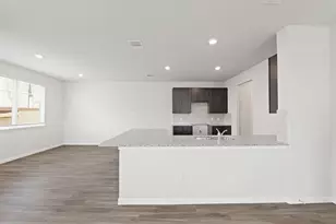 2206 Thorpe Grv Ct, Houston, TX 77090 - Photo 6