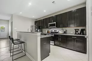 4822 Seaside Sparrow Ln, Baytown, TX 77521 - Photo 14