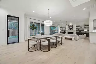 8837 Larston St, Houston, TX 77055 - Photo 14