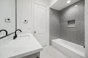 8837 Larston St, Houston, TX 77055 - Photo 40