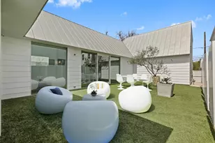 229 W 25th St, Houston, TX 77008 - Photo 12