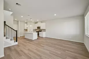 617 Sand Dollar Dr, Kemah, TX 77565 - Photo 8