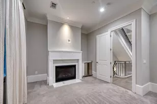 1913 Revere St, Houston, TX 77019 - Photo 16