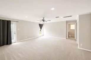 14225 Patricia Ln, Alvin, TX 77511 - Photo 2