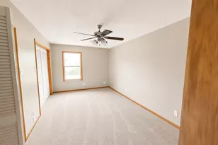 14225 Patricia Ln, Alvin, TX 77511 - Photo 8