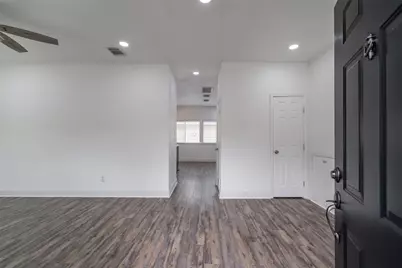 1665 Nichole Woods Drive, Houston, TX 77047 - Photo 4