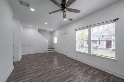 1665 Nichole Woods Drive, Houston, TX 77047 - Photo 6