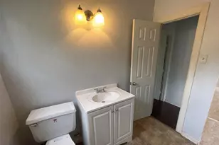 7626 Bellingham Dr, Houston, TX 77028 - Photo 18