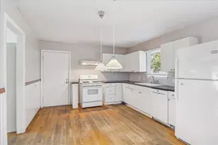 8419 Bluegate Ct, Houston, TX 77025 - Photo 4