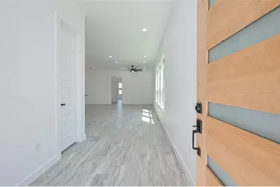 8634 Allwood Street, Houston, TX 77016 - Photo 2