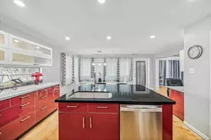 25814 Water Ridge Dr, Houston, TX 77336 - Photo 16