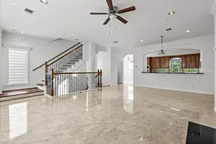 6118 Tyne St, Houston, TX 77007 - Photo 1