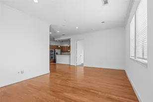 7134 S Mapleridge Street S, Houston, TX 77081 - Photo 20