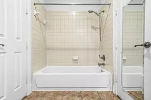 7134 S Mapleridge Street S, Houston, TX 77081 - Photo 26