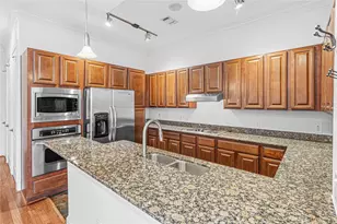 7134 S Mapleridge Street S, Houston, TX 77081 - Photo 12