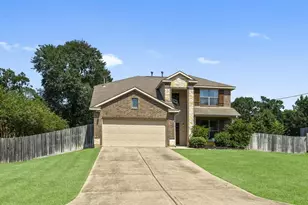 13276 Hidden Trail Ct, Willis, TX 77318 - Photo 2
