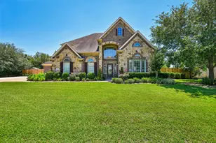 2306 Lakeway Dr, Friendswood, TX 77546 - Photo 1