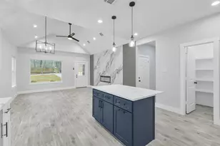 15117 Austin, Willis, TX 77378 - Photo 12