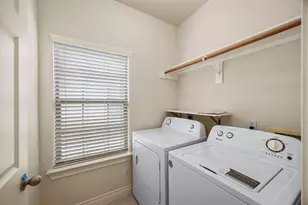 9030 Lakes at 610 Dr, Houston, TX 77054 - Photo 24