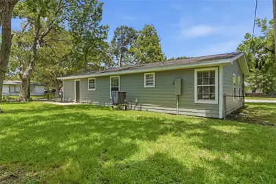 217 W Wilkins Street, League City, TX 77573 - Photo 20