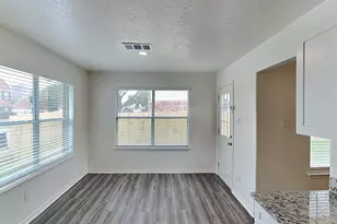 21742 Texian Ct, Spring, TX 77388 - Photo 6