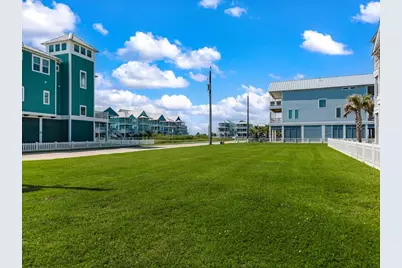 11366 Beachside Drive, Galveston, TX 77554 - Photo 8
