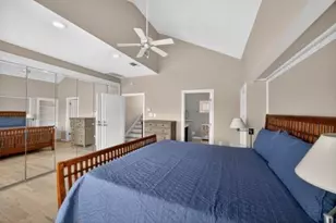 13649 Pirates Beach Blvd, Galveston, TX 77554 - Photo 22
