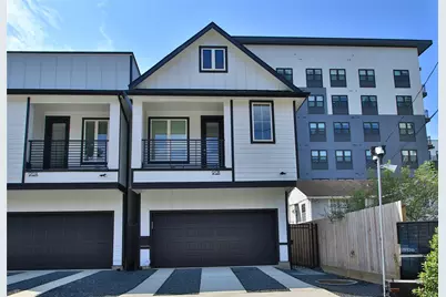 912B W 21st Street, Houston, TX 77008 - Photo 1