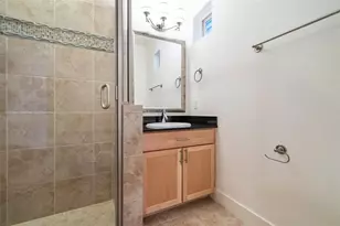 194 Harvard St, Houston, TX 77007 - Photo 6