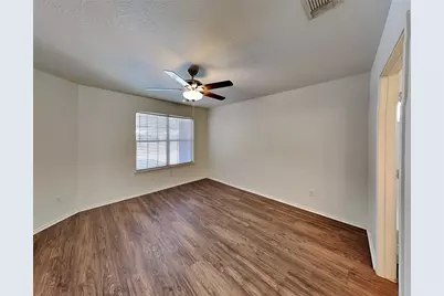 9514 Chapelstone Court, Houston, TX 77044 - Photo 10