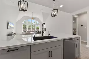 5107 Shimmering Brook Ln, Fulshear, TX 77441 - Photo 8