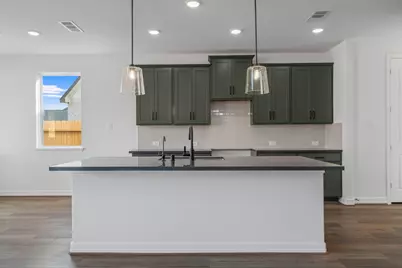 14819 Mission Avenue, Mont Belvieu, TX 77523 - Photo 10