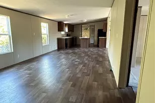 4790 Wickwillow Ln, Alvin, TX 77511 - Photo 4