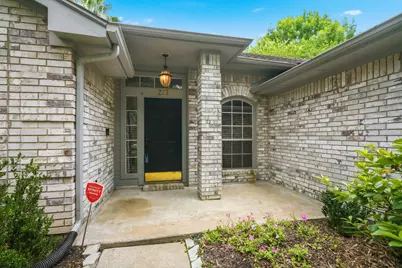 223 W New Meadows Drive, Sugar Land, TX 77479 - Photo 8