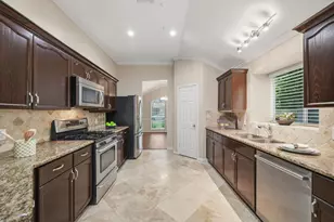 223 W New Meadows Dr, Sugar Land, TX 77479 - Photo 14
