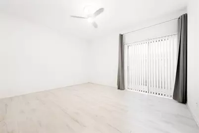 11711 Memorial Drive #129, Houston, TX 77024 - Photo 10