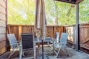 11711 Memorial Dr, Houston, TX 77024 - Photo 16