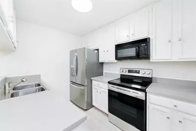 11711 Memorial Drive #129, Houston, TX 77024 - Photo 1