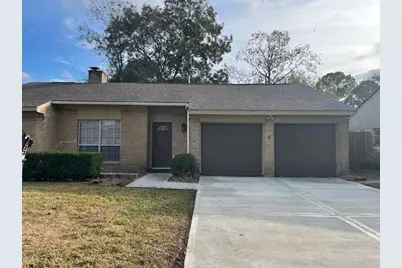 15814 Havenhurst Drive, Houston, TX 77059 - Photo 2