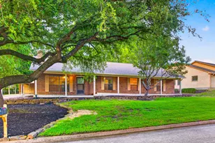 107 Greenbriar Dr, Conroe, TX 77356 - Photo 1